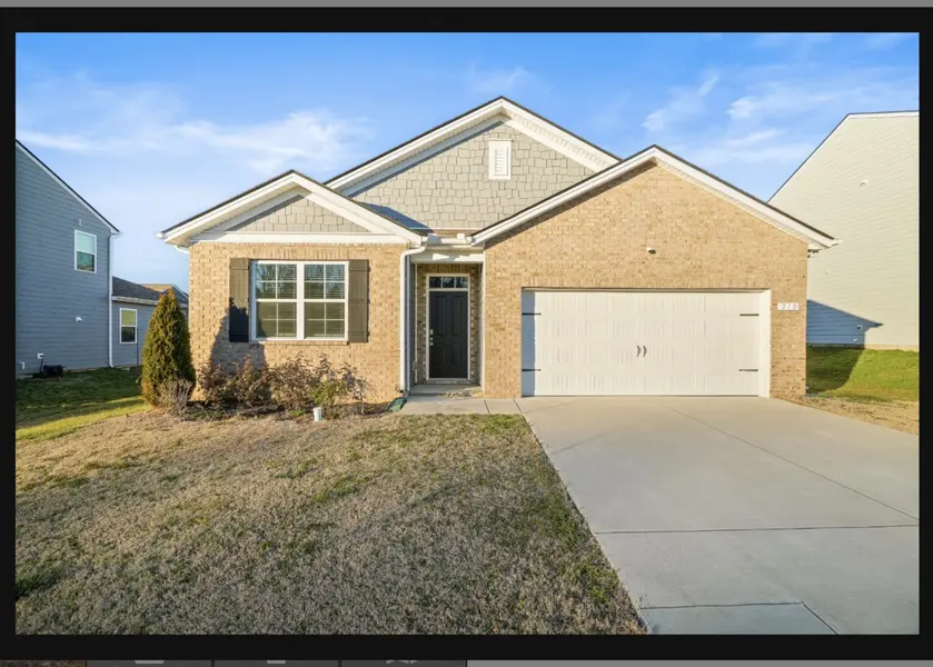 210 Addison Ave, Chapel Hill, TN 37034