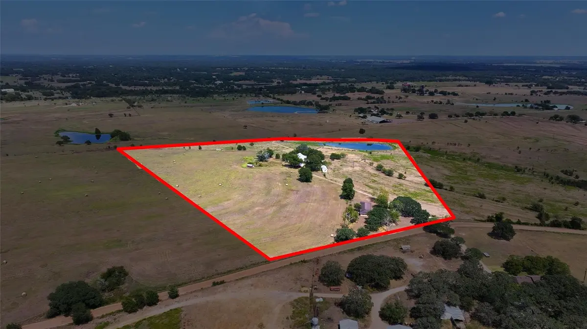 1105 Kruppa RD, La Grange, TX 78945