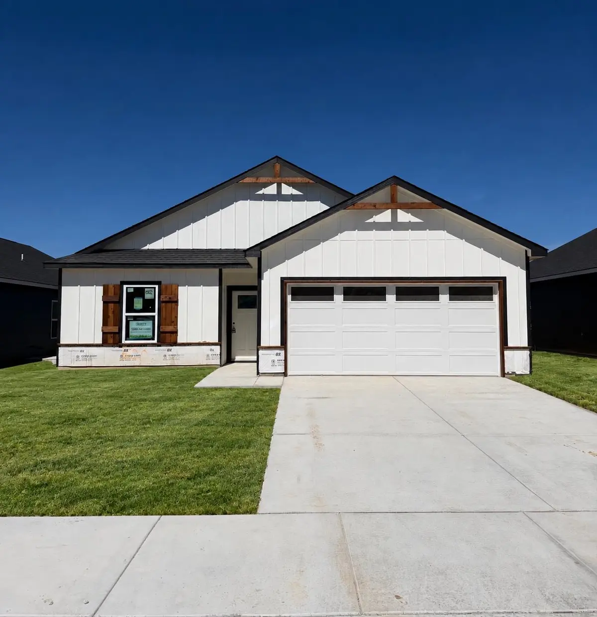 3620 E Bearsden St, Derby, KS 67037-7821