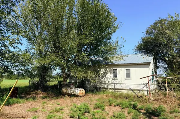 113 Krchnak RD, La Grange, TX 78945