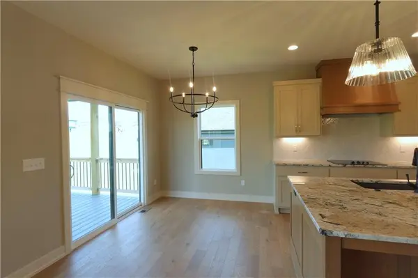 12720 NW Larkspur LN, Platte City, MO 64079