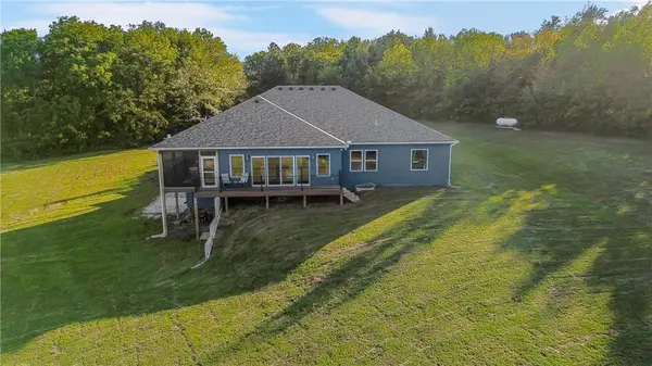 11606 E 355th ST, Drexel, MO 64742