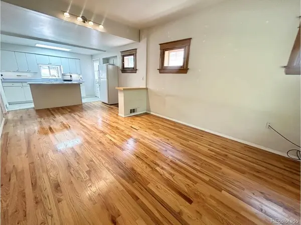 1320 Saint Paul, Denver, CO 80206