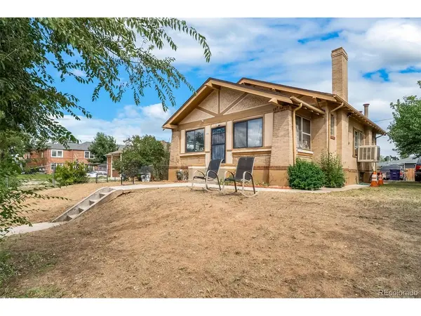 2678 Jasmine, Denver, CO 80207