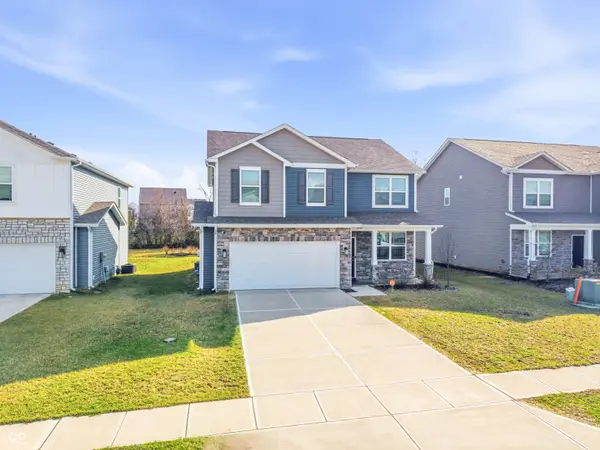 8233 Trailstay DR, Camby, IN 46113