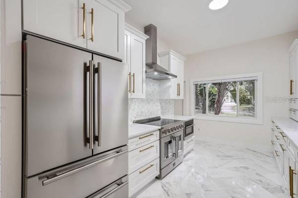 734 S MILLS AVE, Orlando, FL 32801