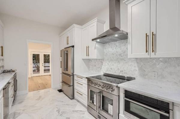 734 S MILLS AVE, Orlando, FL 32801
