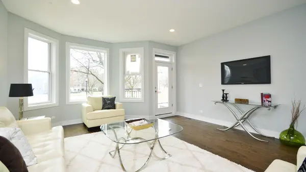 1739 N Humboldt BLVD #1S, Chicago, IL 60647