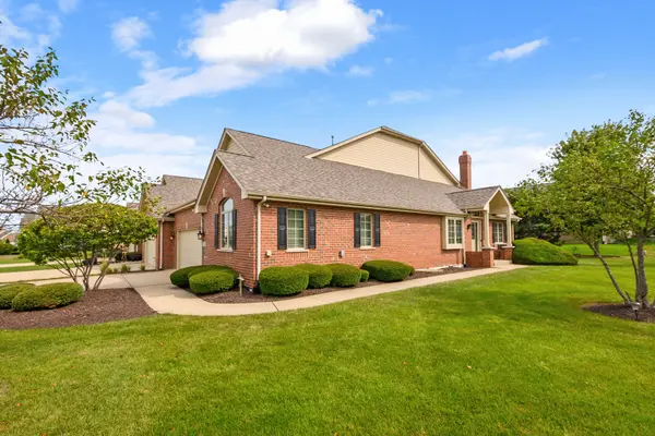 1876 Royalglen DR, New Lenox, IL 60451