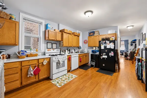3333 W Pierce AVE, Chicago, IL 60651