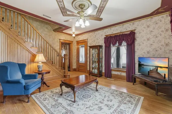 1009 South ST, Jackson, MN 56143