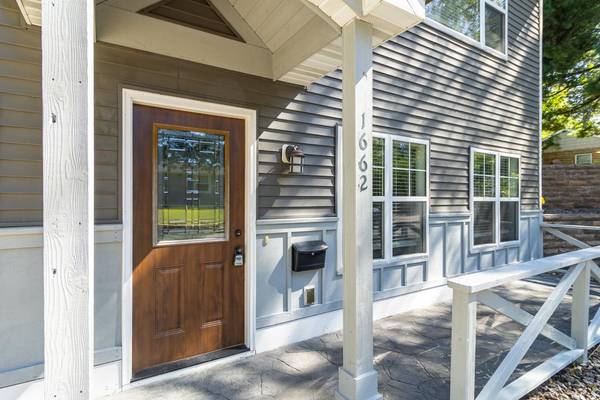 1662 Minnehaha AVE E, Saint Paul, MN 55106