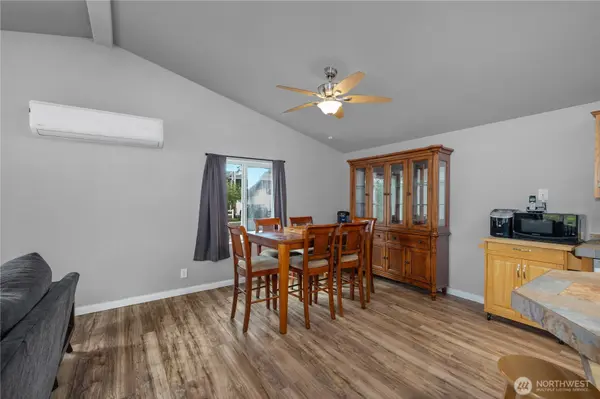 2150 E Timberlake DR W, Shelton, WA 98584