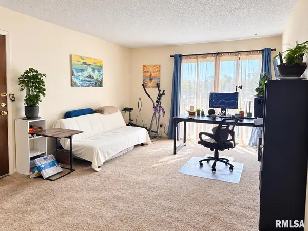 243 S Durkin DR #21, Springfield, IL 62704