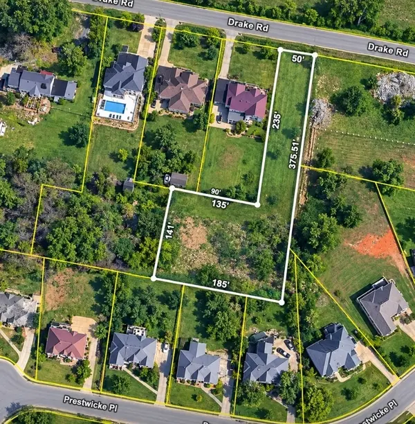 3532 Drake Rd, Adams, TN 37010