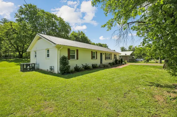 1116 Slaters Creek RD, Goodlettsville, TN 37072