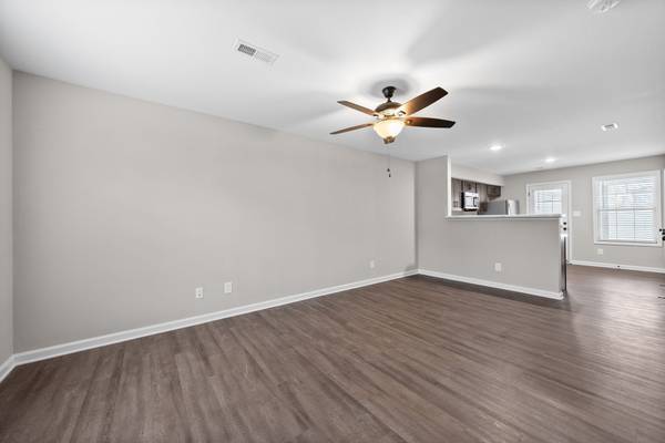 418 Peachers Mill Rd #E1, Clarksville, TN 37042