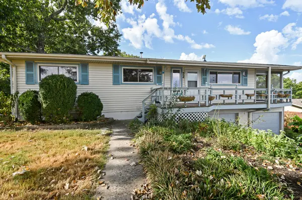 72 Cricket Hill LN, Lampe, MO 65681