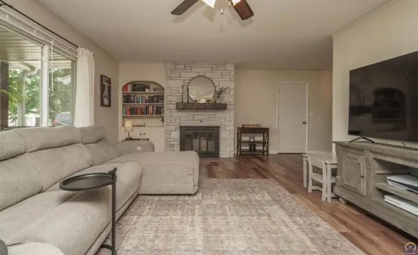 501 15th ST, Valley Falls, KS 66088