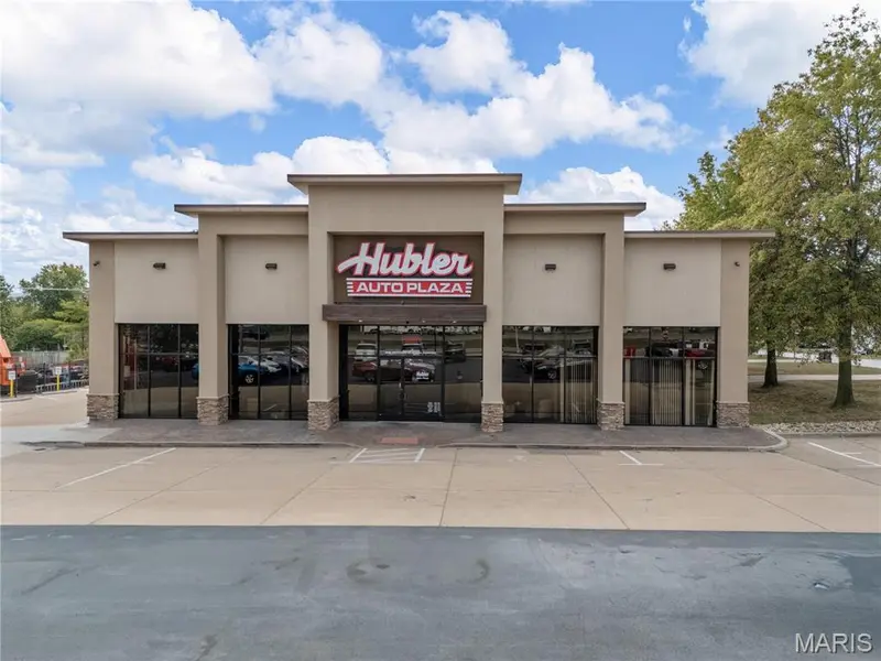 9084 Veterans Memorial Pkwy, O'fallon, MO 63366