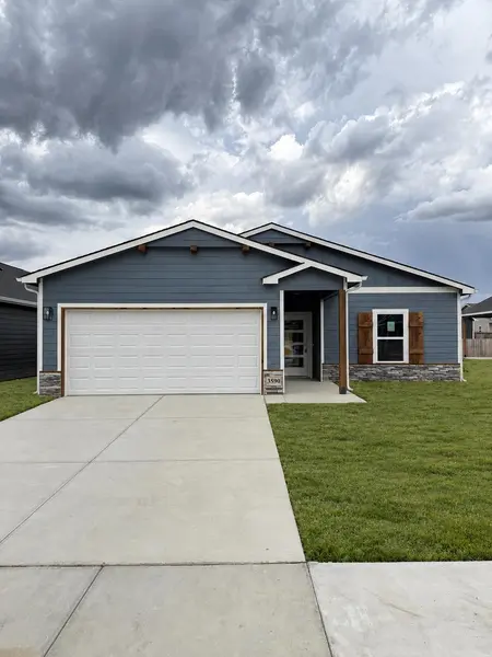 3590 E Bearsden St, Derby, KS 67037-7820