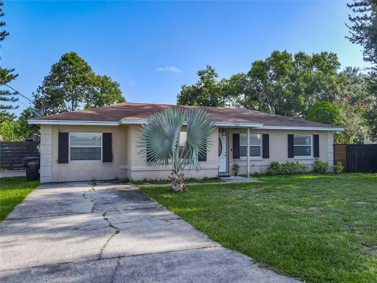 218 OAKVIEW AVE, Auburndale, FL 33823