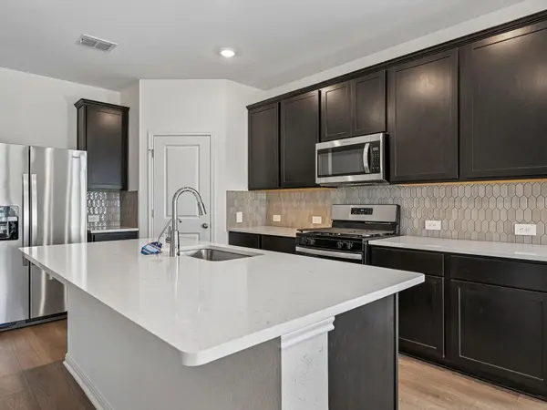 112 Woodbrook DR, Georgetown, TX 78674