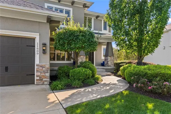 11609 W 154TH ST, Overland Park, KS 66221