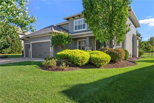 11609 W 154TH ST, Overland Park, KS 66221