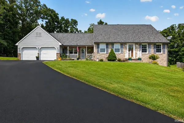 1243 Bellgrade AVE, Loogootee, IN 47553