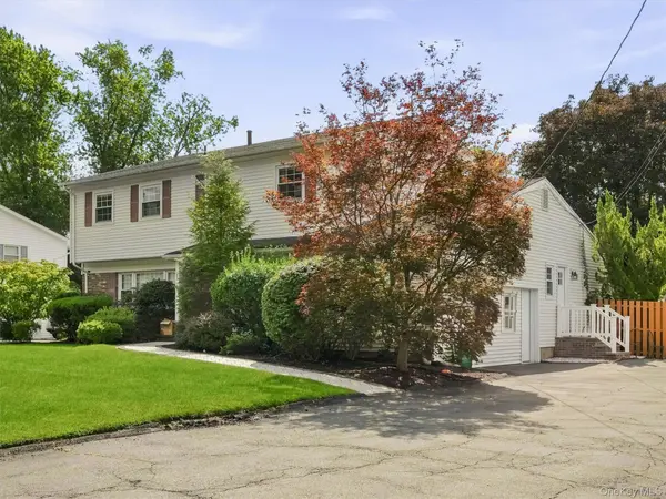 21 Argow PL, Nanuet, NY 10954