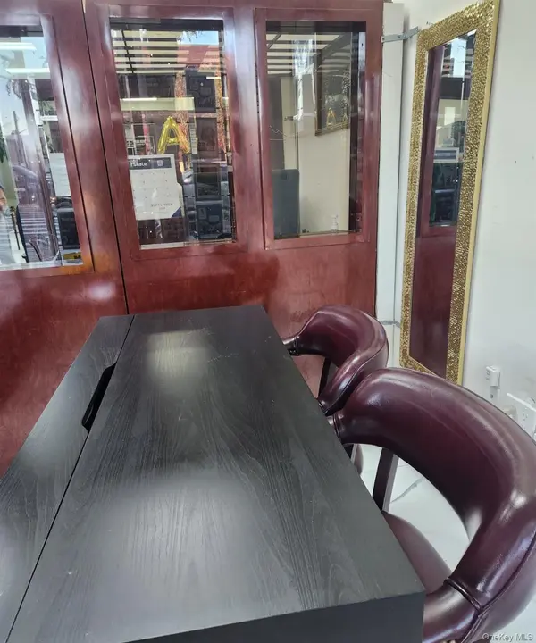 102-01 Northern BLVD, Corona, NY 11368