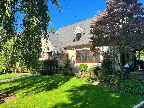 88 Hartsdale AVE, White Plains, NY 10605