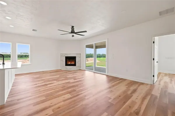21115 SW 1ST PL, Newberry, FL 32669