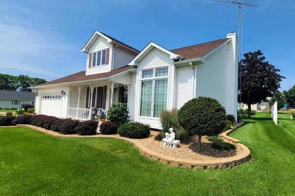 256 Cambridge CT, Dixon, IL 61021