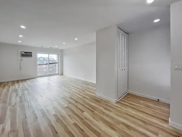 314 Lathrop AVE #507, Forest Park, IL 60130