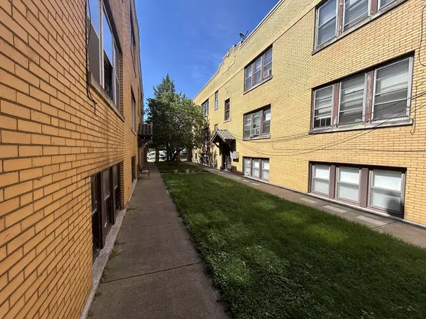 1929 Scoville AVE, Berwyn, IL 60402