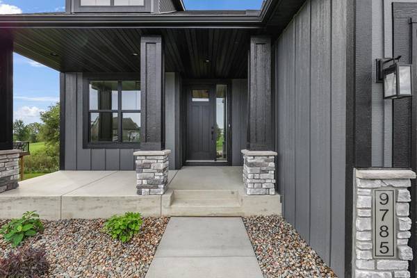 9785 Pinehurst DR, Elko New Market, MN 55020