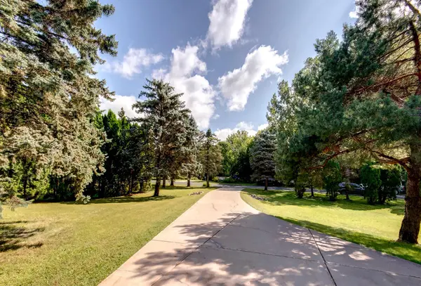 22710 Pinto LN, Lakeville, MN 55044