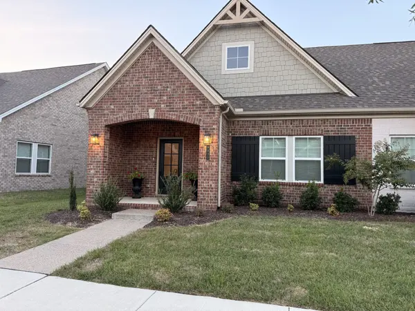 9030 Headwaters Dr, Franklin, TN 37064
