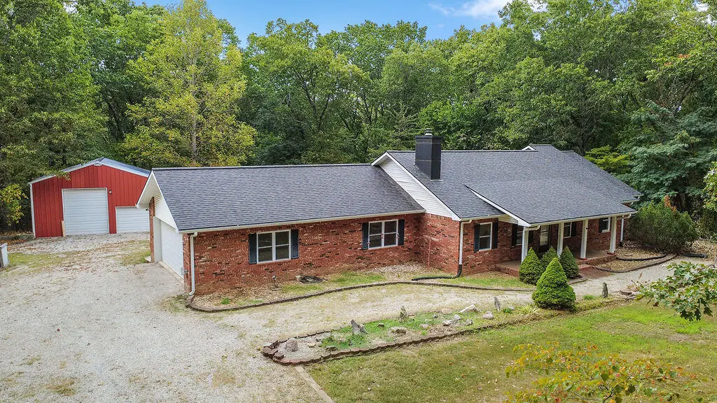 109 Centinnial LN, Galena, MO 65656