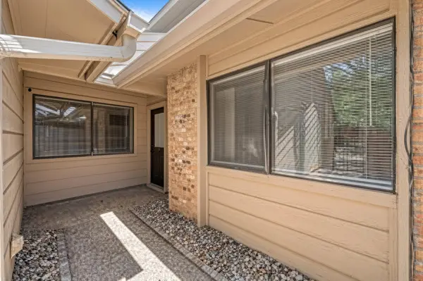 7205 Waldon DR #N208, Austin, TX 78750