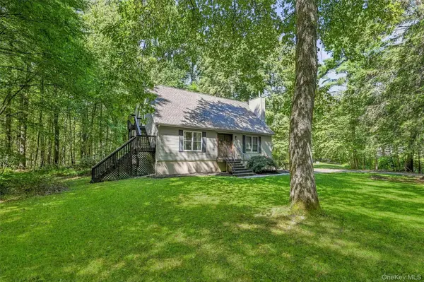 129 Dubois ST, Pine Bush, NY 12566
