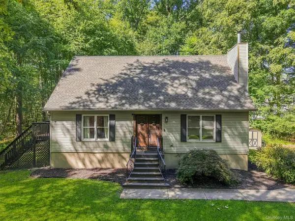 129 Dubois ST, Pine Bush, NY 12566