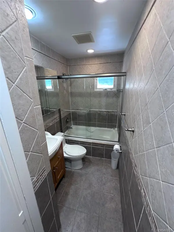 414 E Chester ST, Long Beach, NY 11561