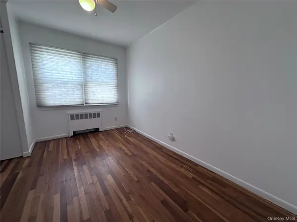 414 E Chester ST, Long Beach, NY 11561