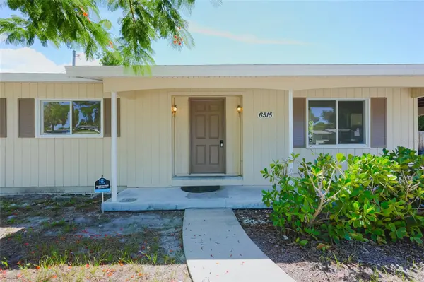 6515 3RD STREET CT W, Bradenton, FL 34207