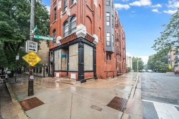 1481 W Erie ST #4F, Chicago, IL 60642
