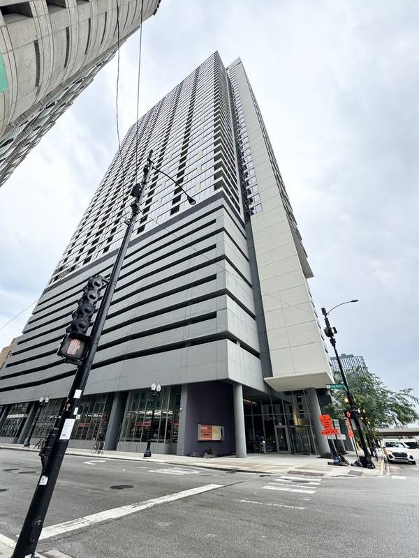 235 W VAN BUREN ST #3519, Chicago, IL 60607