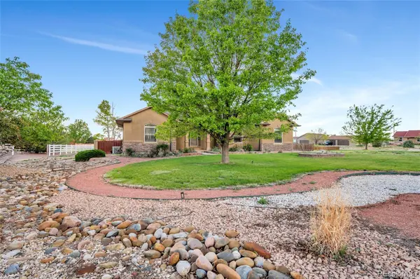 581 S Seaside DR, Pueblo, CO 81007